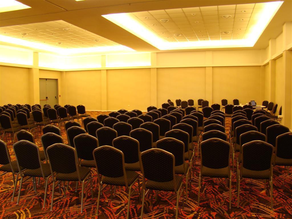 Howard Johnson Ramallo Luaran gambar