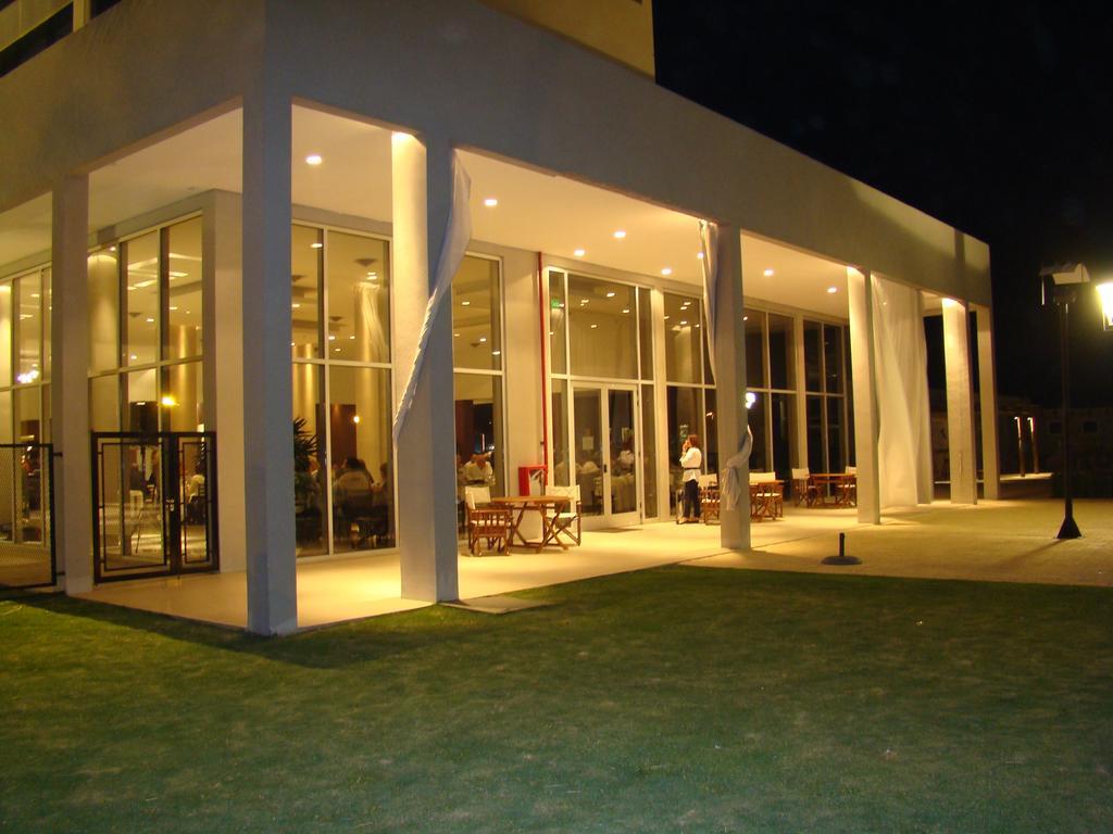Howard Johnson Ramallo Luaran gambar